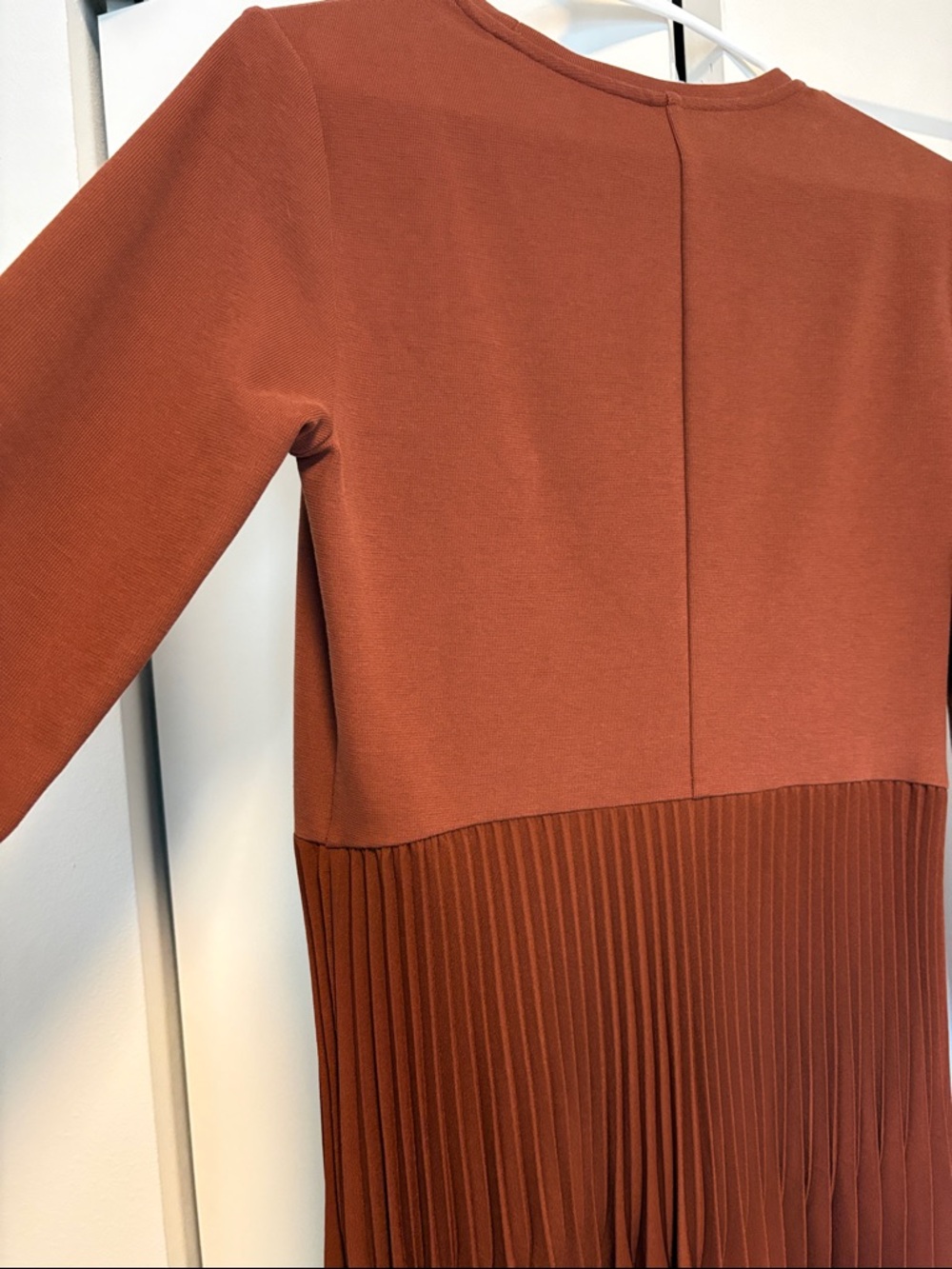 EUC [Uniqlo] Pleated Long Sleeve Combination Tiered Flared Dress Brown Women’s M - Picture 12 of 14